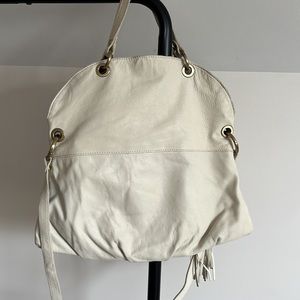 White genuine leather made in italy Innue bag.